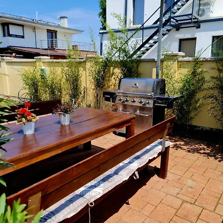 Panorama Apartmanhaz 아파트호텔 3*