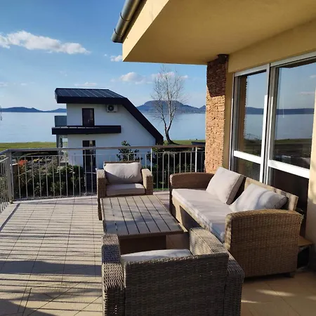 Panorama Apartmanhaz Fonyod